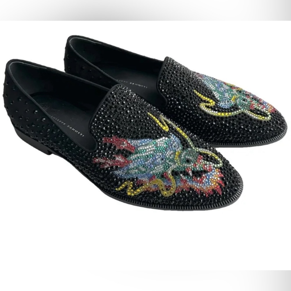 Giuseppe Zanotti
Python crystal-embellished loafers
$1,495